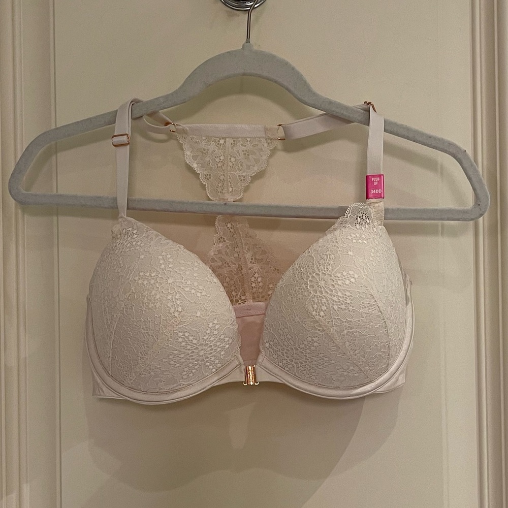 Brand New Victoria Secret Bra